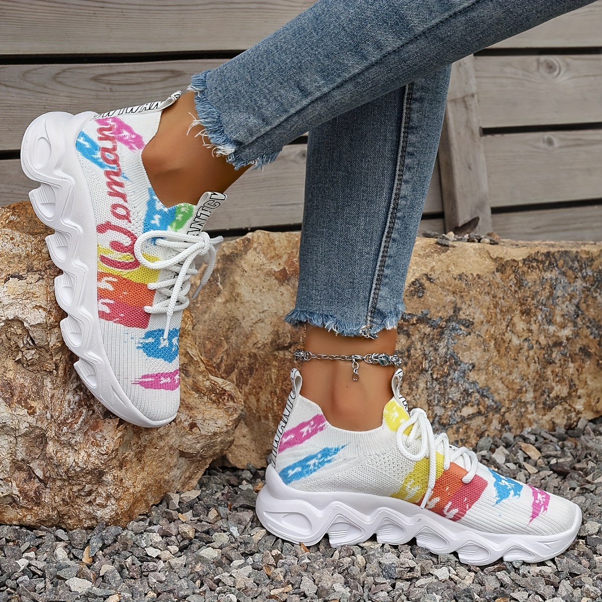 New Trendy Graffiti Running Shoes Lightweight Breathable details 3