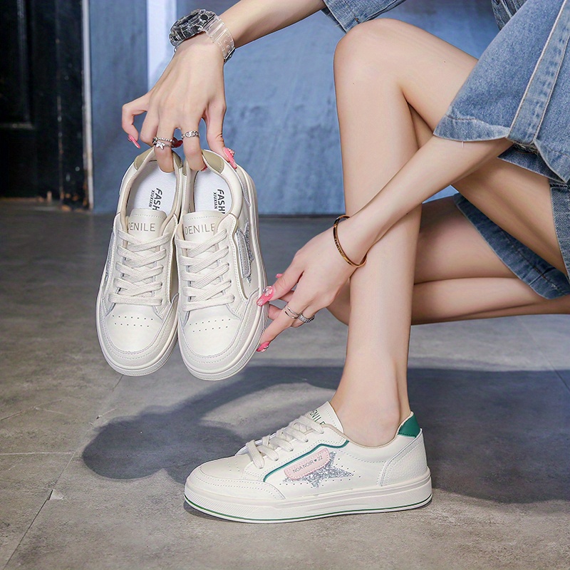 Women s Versatile Breathable Low Top Skate Shoes Fashion details 5